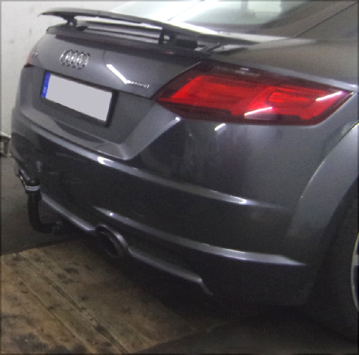 Anhängerkupplung für Audi-TT FV/8J/8S, spez. S-Line Competition, nur für Heckträgerbetrieb, Montage nur bei uns im Haus, Baureihe 2014-2023 V-abnehmbar